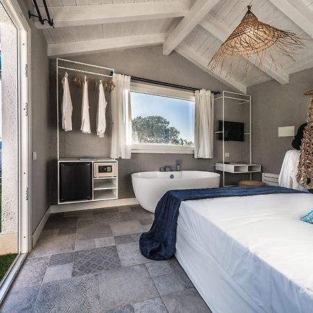 Boutique Hotel Capo Blu Santa Margherita di Pula Bagian luar foto