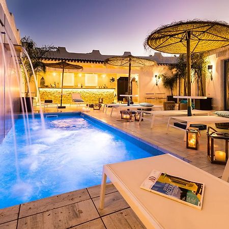 Boutique Hotel Capo Blu Santa Margherita di Pula Bagian luar foto