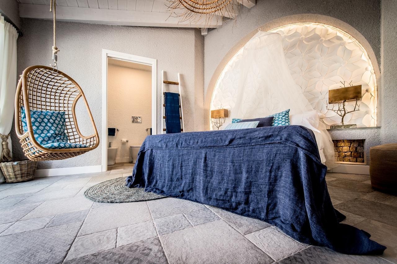 Boutique Hotel Capo Blu Santa Margherita di Pula Bagian luar foto