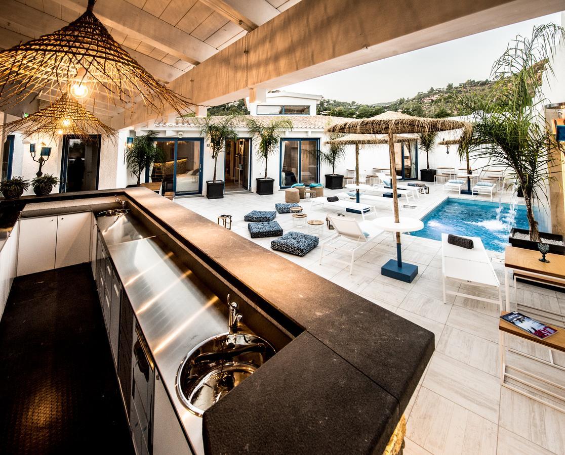 Boutique Hotel Capo Blu Santa Margherita di Pula Bagian luar foto